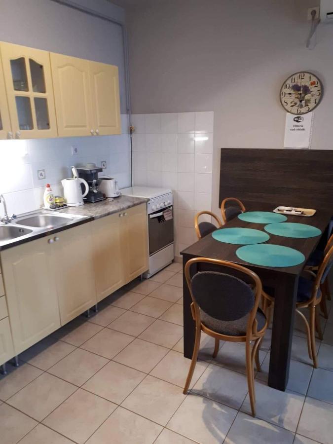 Zoeld Beka Apartmanok Koelcsey I Hajdúszoboszló Exterior foto