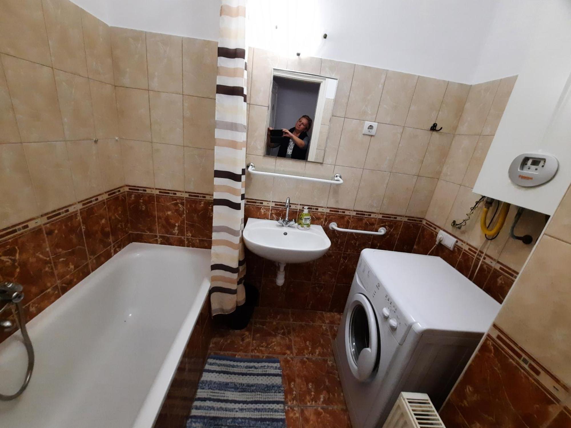 Zoeld Beka Apartmanok Koelcsey I Hajdúszoboszló Exterior foto